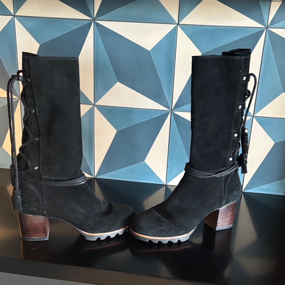 Sorel Black Heeled Suede Boots